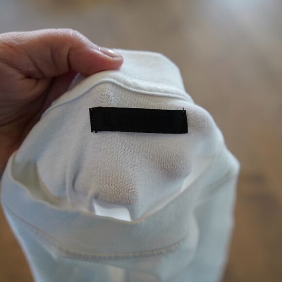 R. Swiader Men’s Logo T-shirt Size Large 100% Cotton Luxury - Picture 4 of 7